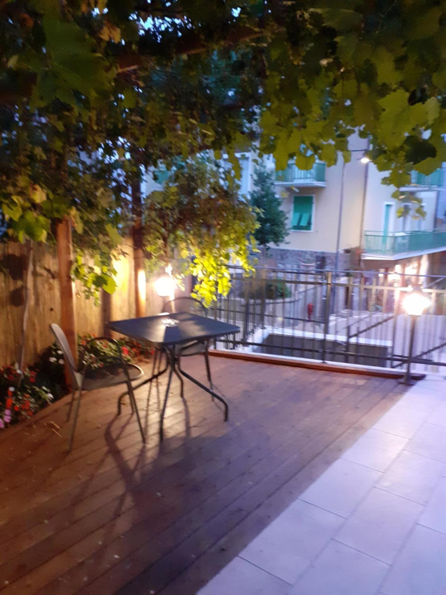Alla Campanella Riva del Garda Ngoại thất bức ảnh
