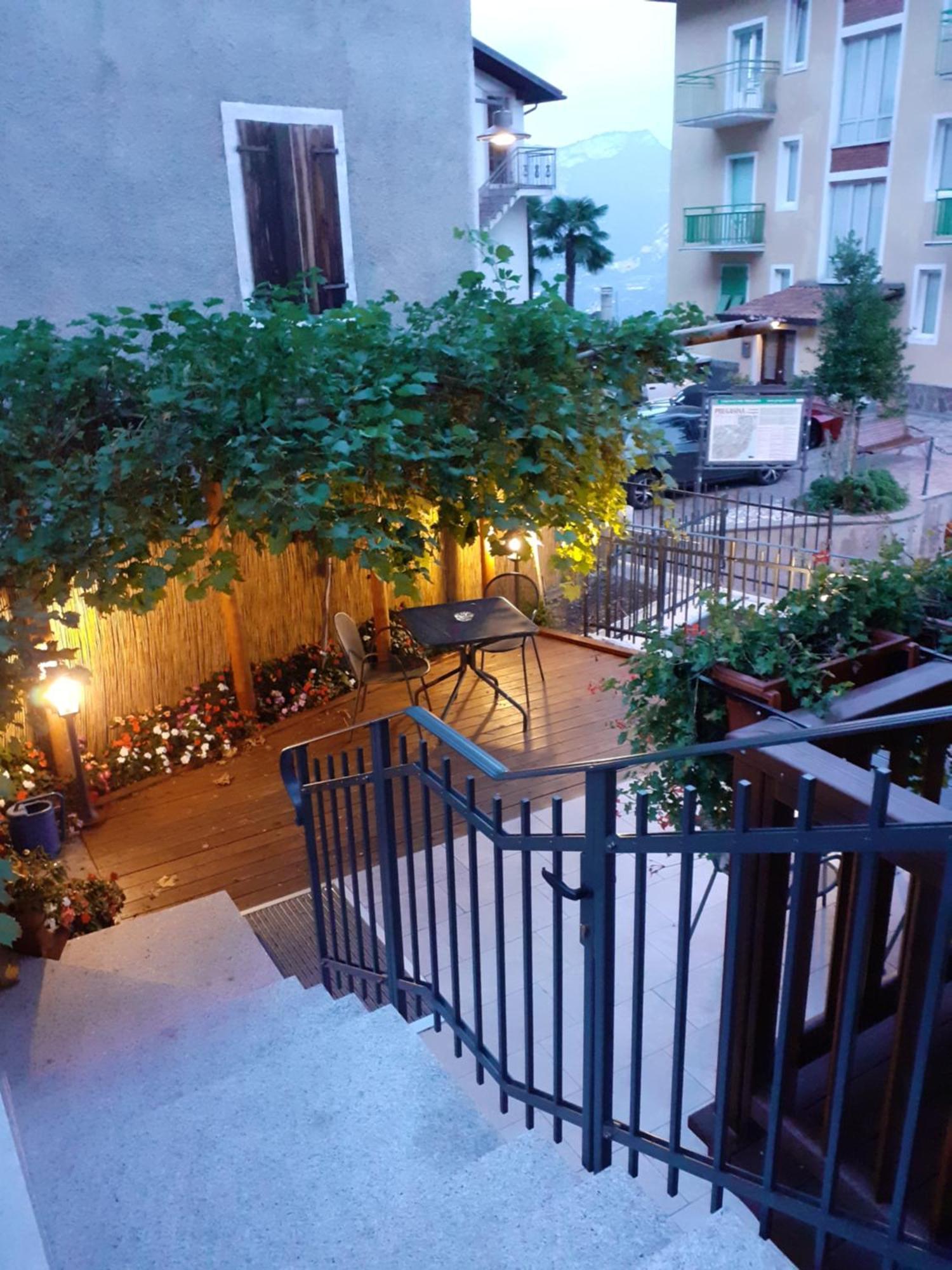 Alla Campanella Riva del Garda Ngoại thất bức ảnh